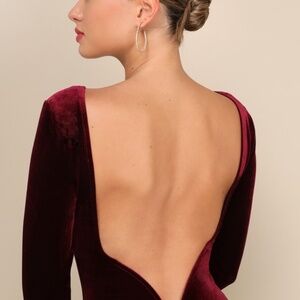 Lulus Va Va Voom Burgundy Velvet Backless Long Sleeve Midi Dress Red - Size S